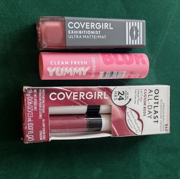 COVERGIRL Other - Lot Burgundy #860 Lip Color / Yummy Lipstick #120 Sugar Poppy / #600 Mat...